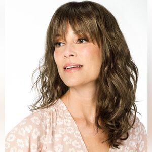 Jon Renau Nouveau 5170 Betty, 12FS8 Shaded Praline Wig, 100% Modacrylic, New